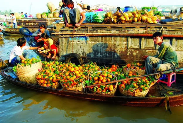 Cai Rang Floating Market, Mekong Delta