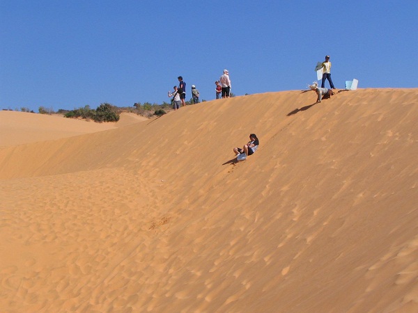 Sand sliding in Mui Ne