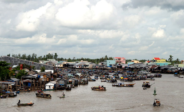 Floating markets in Can Tho, Vietnam