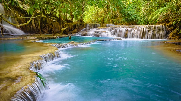 Kuang Si Waterfalls (Clint Burkinshaw)