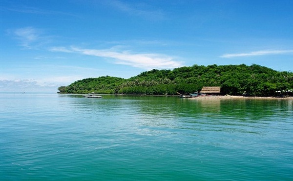 One of the most beautiful islands in Ba Lua Archipelago having living people