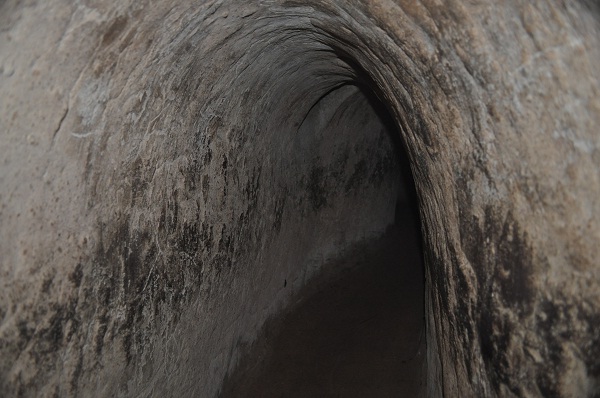 Port Cu Chi Tunnels