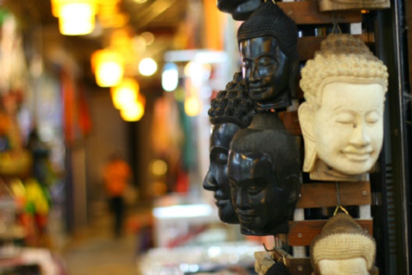 Souvenirs to buy in the Cambodia trip