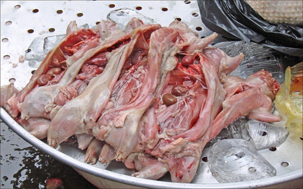 Rat meat is sold in Sa Dec local market