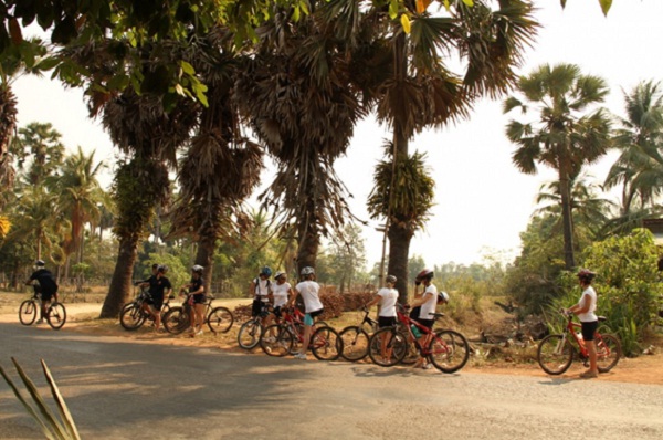 Discovering Angkor by bike is a fun and exciting experience