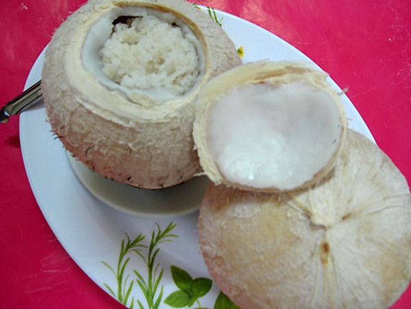 Steamed coconut rice, a popular dish in Ben Tre province, Vietnam