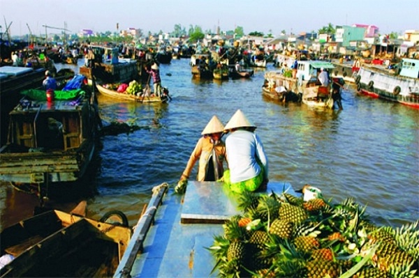  Tra On Floating Market