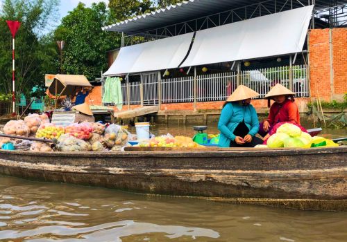 Phong-Dien-floating-market