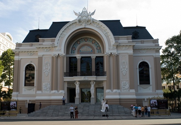 Architecture of the theatre