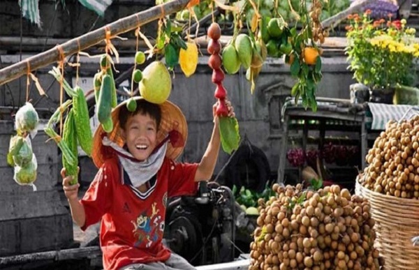 Floating market