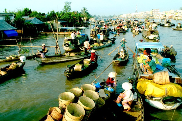 Boat with full of goods