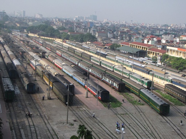 Trains in Vietnam 