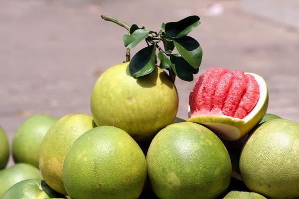 Green skin grapefruit is specialty of Ben Tre