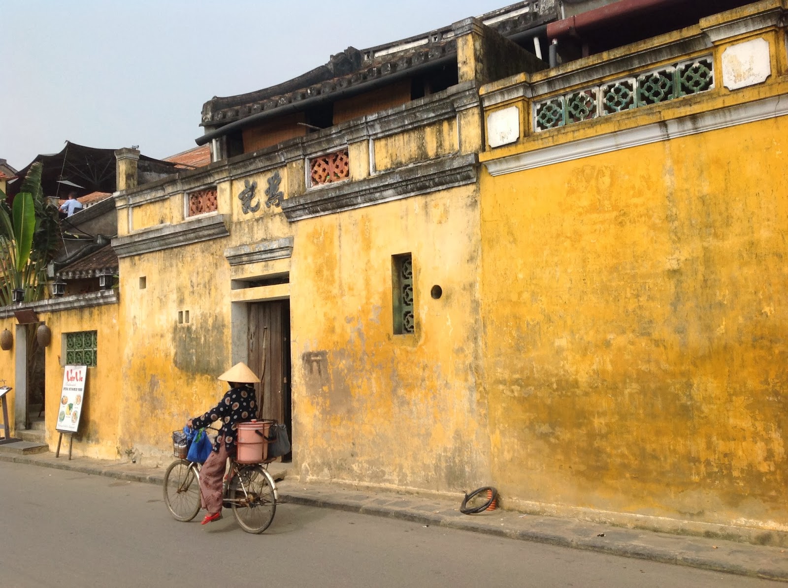 The lively butter yellow wall in every corners of Hoi An