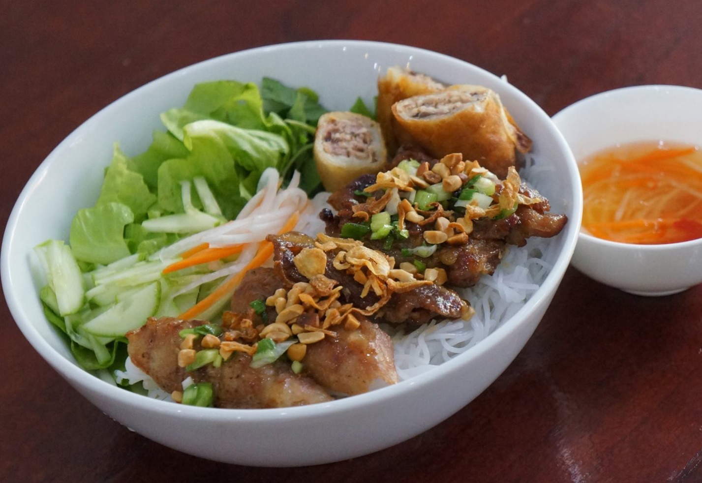 A bowl of delicious Bun Thit Nuong