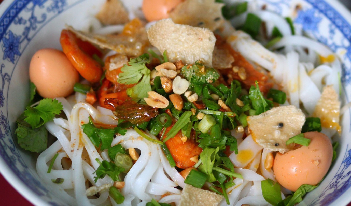 An authentic flavor of Quang noodle
