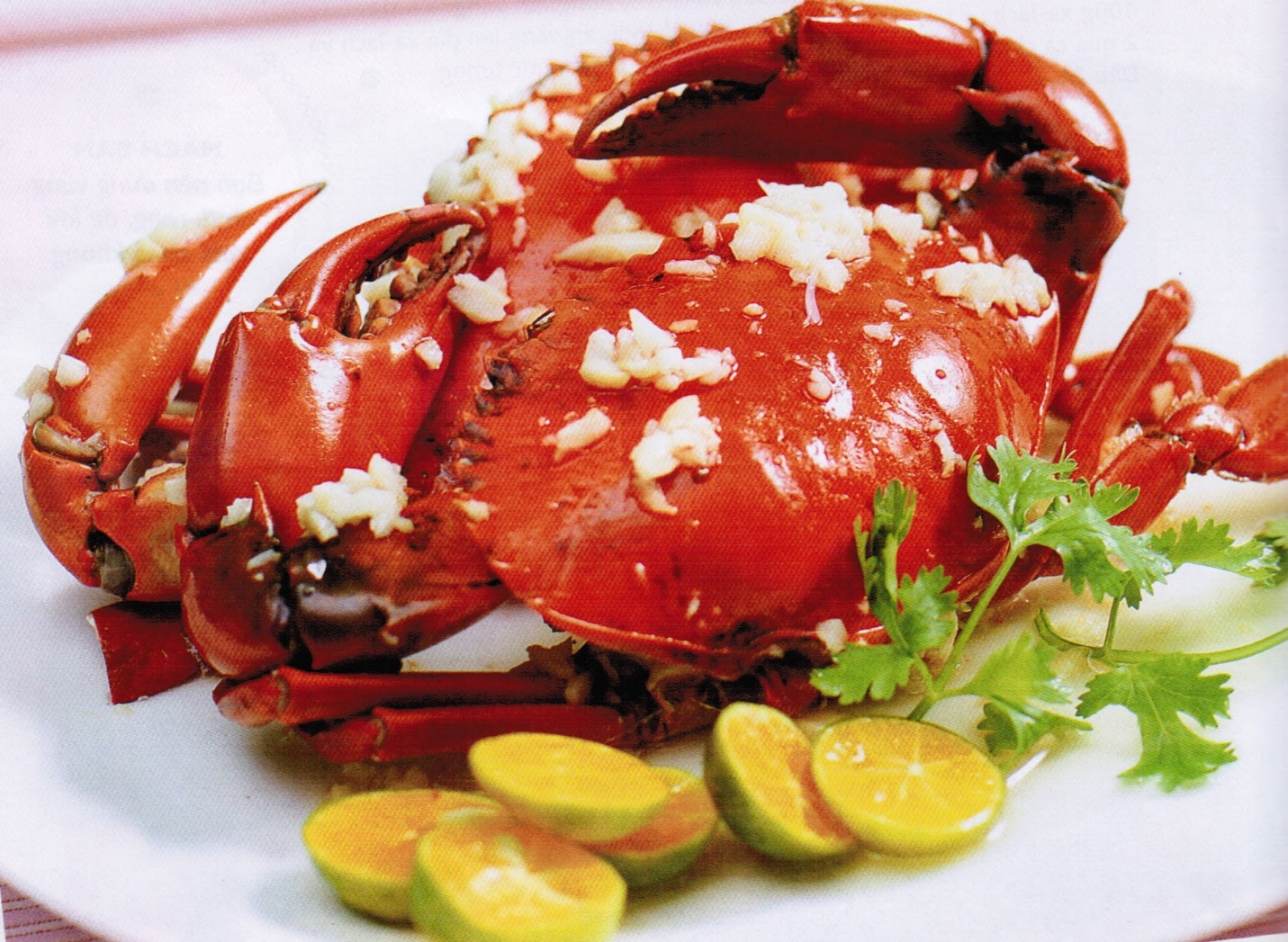 Steamed stone crab is very attractive for tourists