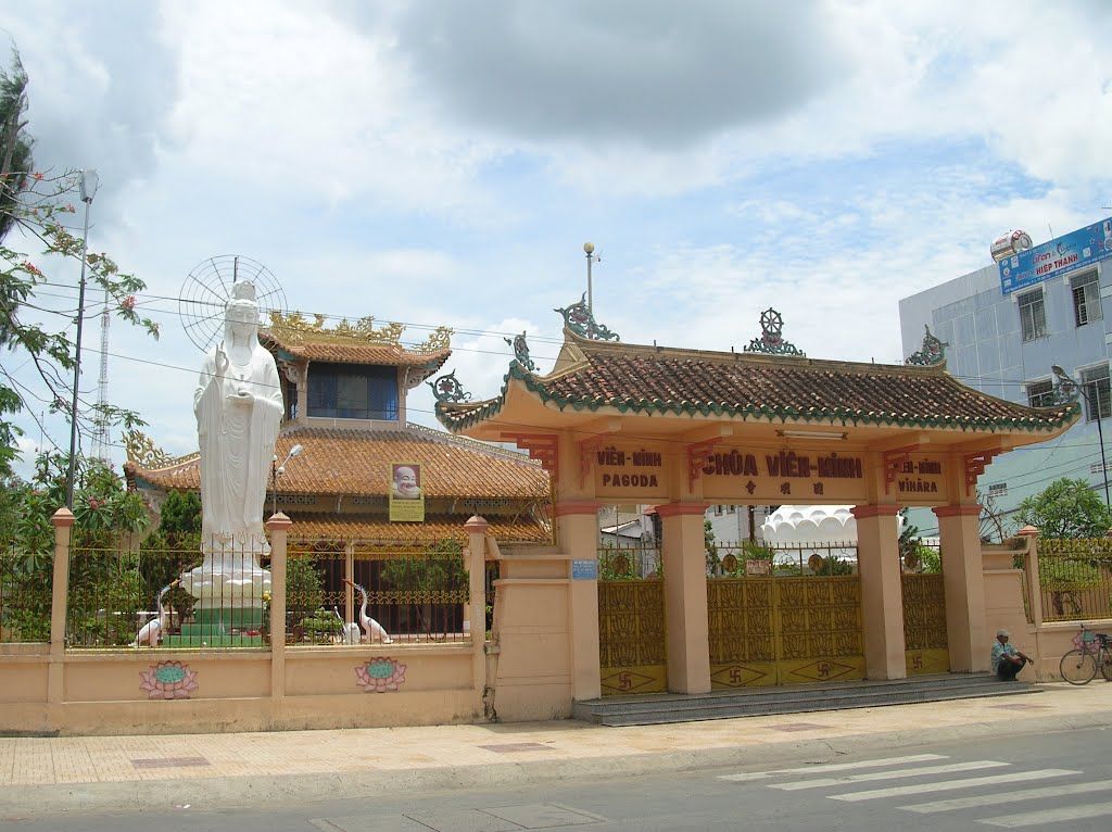 Vien Minh pagoda