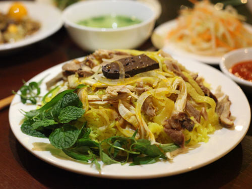 What a tasty Hoian chicken rice