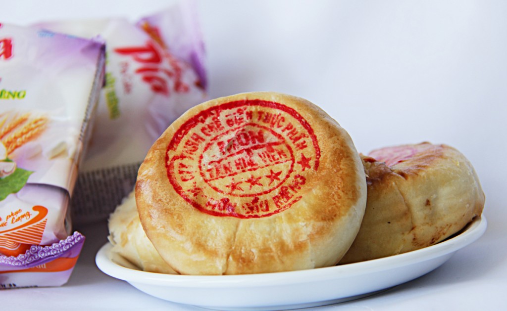 Banh Pia is one of the specialties worth your trying in Mekong