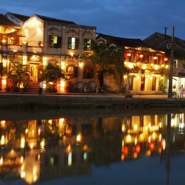 Enjoy the beauty of Hoian in the April from distance