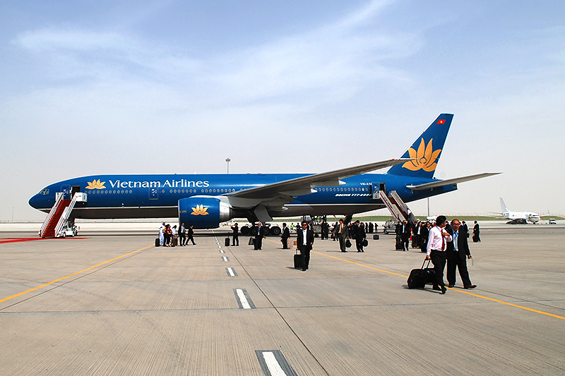 Lien Khuong Airport