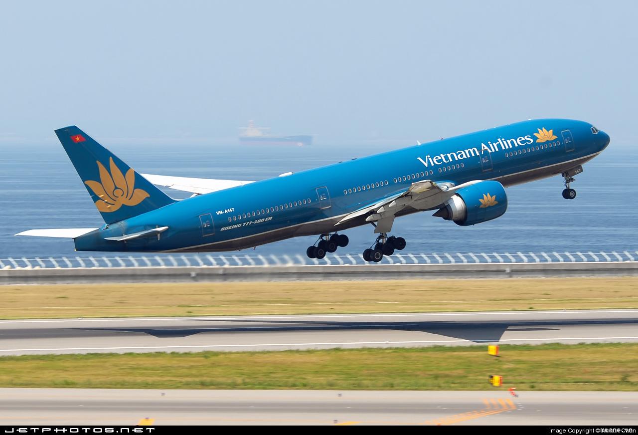 Transport aircraft