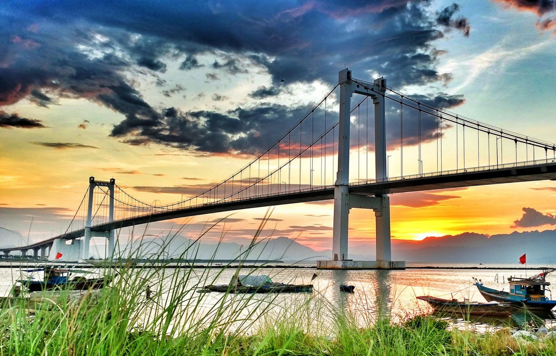 Top famous and beautiful bridges in Mekong