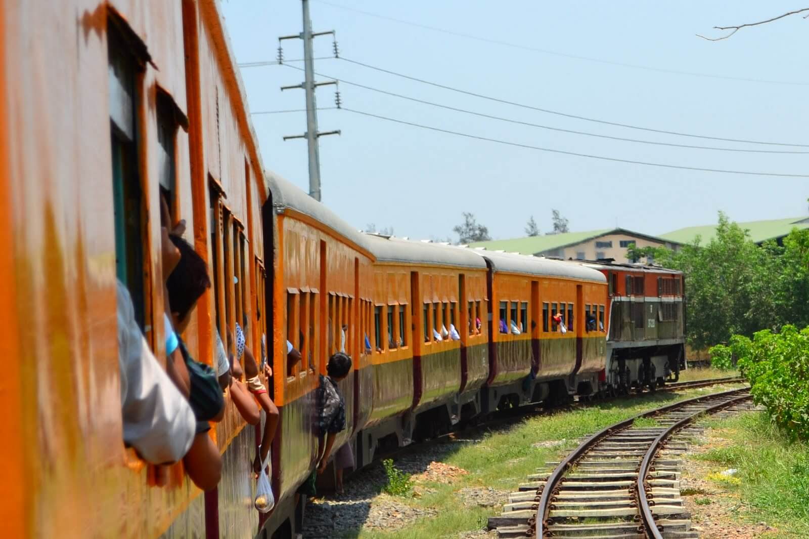 Yangon Circle Train Tour