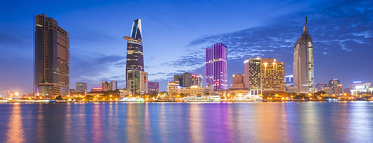 The sparkling beauty of Saigon at night