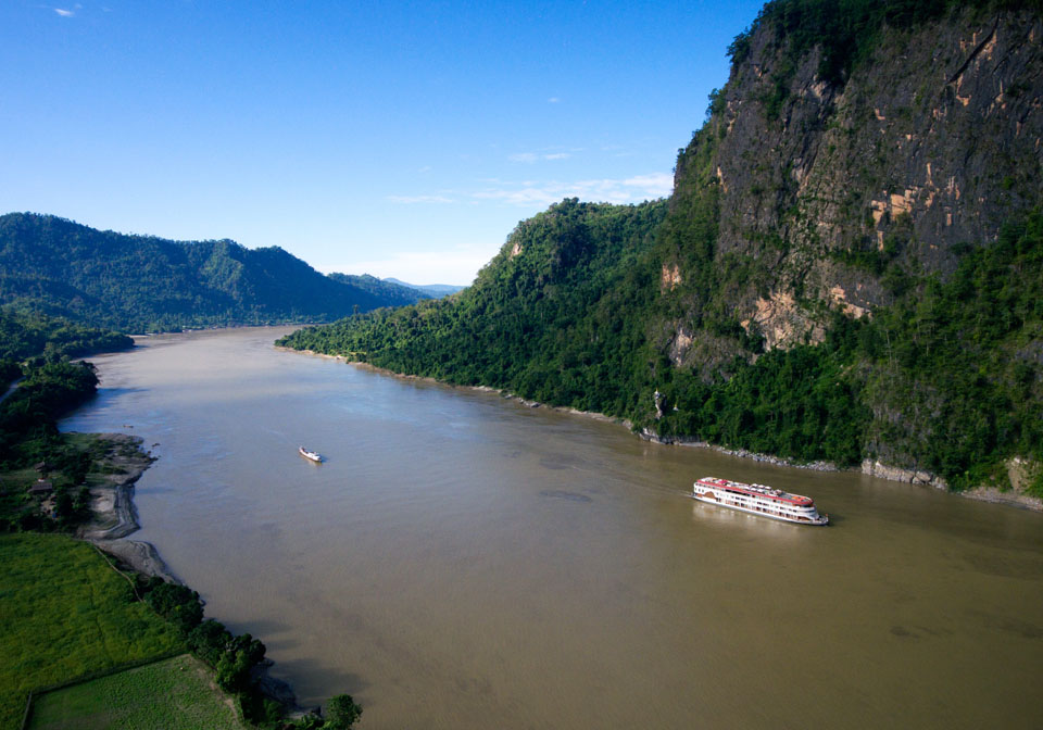 Admire the mystery of Mekong River