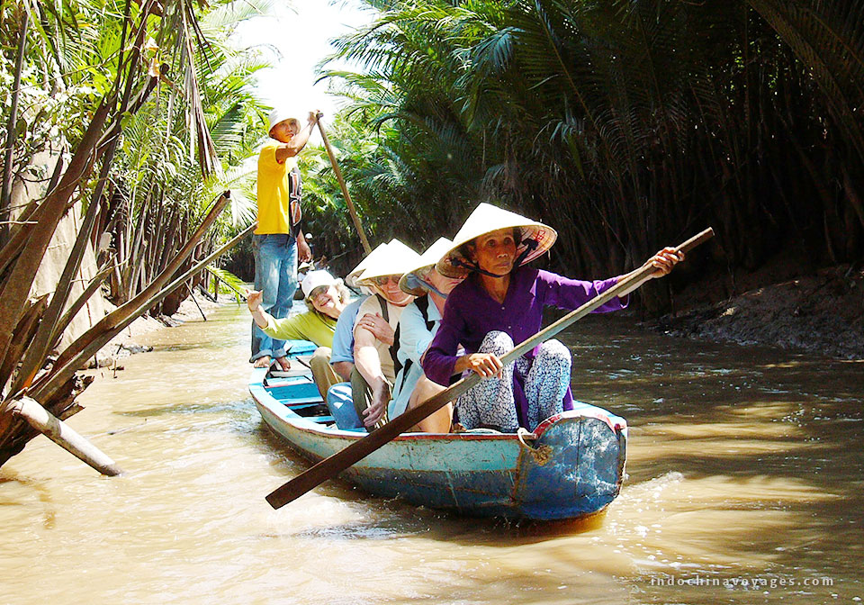 float Mekong river day tour