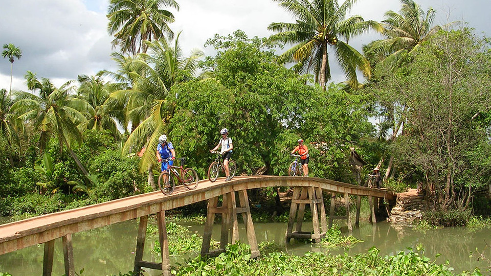 Mekong Delta biking tour