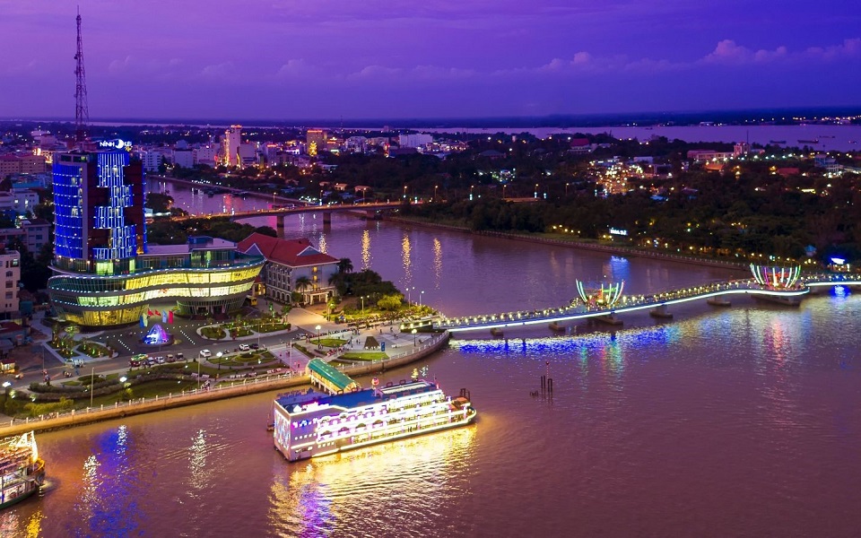 Ninh Kieu Wharf