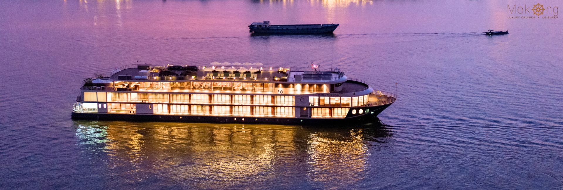 Charming Victoria Mekong Cruise by night