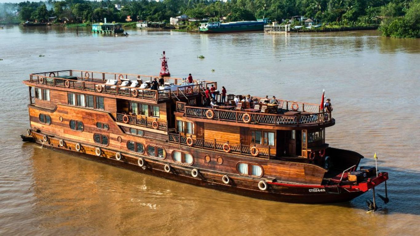 Mekong Eyes Classic Cruise on the Mekong River